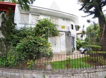 Casa · 175m² · 3 Quartos · 3 Vagas · Oportunidade