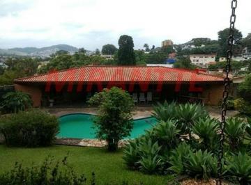 040e39ea8c8ab6001f992c1e55d06eb9.jpg · Casa terrea de 700m² com 4 quartos