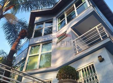 Casa · 240m² · 3 Quartos · 3 Vagas · Casa de condomínio no Tremembé bem perto do Horto Florestal