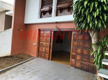 e510e8e24e4e63c7b42c538285c1f775.jpg · Sobrado de 172m² com 2 quartos