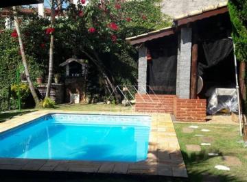 fc49ef48698f2c1783750fc7140af5f58ddf6ed4 · Casa com 3 dormitórios à venda, 190 m² por R$ 980.000,00 - Bosque das Arapongas - Serra Negra/SP