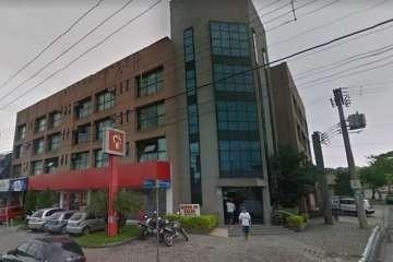5bc85842a0a56d3b4dfc17afdf457427.jpg · Comercial