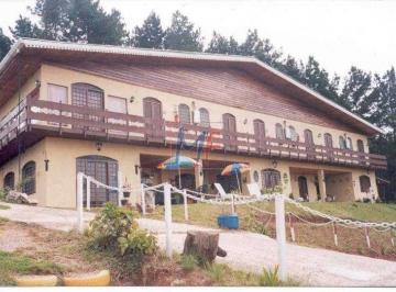 Comercial · 1000m² · REF 8444 - Pousada  para Venda a 3 KM do Centro de Capivari em Campos  com 16 dorms, sendo , 16 suít