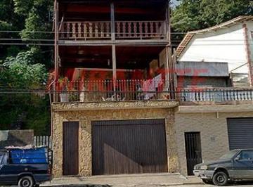 bac6d349b1667af724c25f86795b370a.jpg · Sobrado de 240m² com 4 quartos
