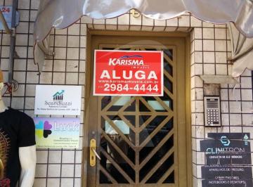 Comercial · 32m² · Sala comercial com 1 banheiro.