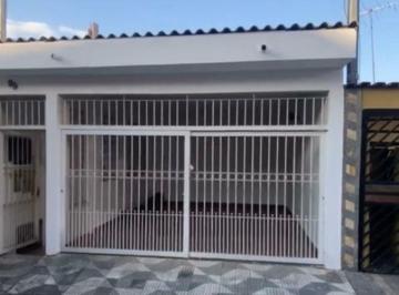 Casa · 80m² · 2 Quartos · 2 Vagas · Ótima casa térrea no Parque Vitória