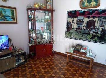 Casa · 253m² · 3 Quartos · 2 Vagas · Para investimento, com  03 imóveis