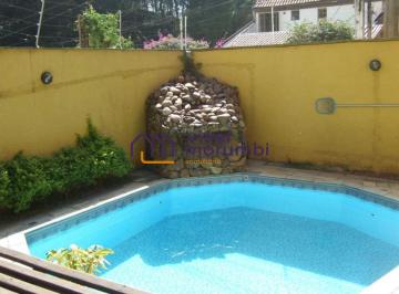 Casa · 360m² · 4 Quartos · 5 Vagas · Confortável e espaçosa!