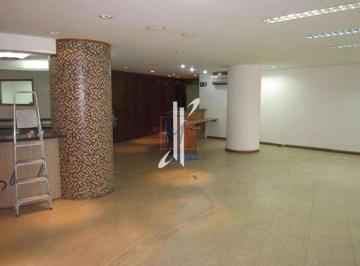 Comercial · 400m² · REF: 8588 Meia laje no Centro próximo do Metrô República. Conjunto comercial todo, reformado, hidráu