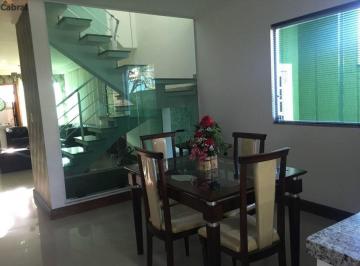 Casa · 244m² · 3 Quartos · 4 Vagas · Ótimo Sobrado em Guarulhos