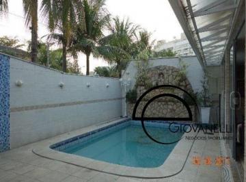 Casa · 520m² · 6 Quartos · 3 Vagas · Casa de alto padrão com 6 suítes no Recreio dos Bandeirantes, Rio de Janeiro-RJ: 520m² de luxo e con