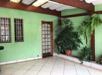 Casa · 127m² · 4 Quartos · 2 Vagas · Amplo Sobrado com 3 suítes e 2 vagas. Estuda Imóvel menor Valor !
