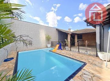 33896527e990baecfb1d72ecc39c384f1ce8f0f3 · Casa com 3 dormitórios à venda, 300 m² por R$ 1.200.000,00 - Residencial dos Lagos - Bragança Paulis