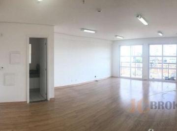 Comercial · 43m² · 1 Vaga · Sala Comercial com 43m² de área útil, 1 banheiro, 1 Vaga.