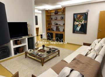 Apartamento · 230m² · 3 Quartos · 1 Vaga · Apartamento com 03 dormitórios em Higienópolis - Cód.: 6633.