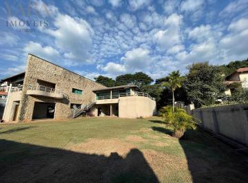Casa · 450m² · 5 Quartos · 8 Vagas · Casa à venda no Condomínio Flamboyant em Atibaia