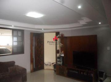 Casa · 170m² · 3 Quartos · 2 Vagas · Sobrado frontal com 3 suítes e 2 vagas, em Penha.