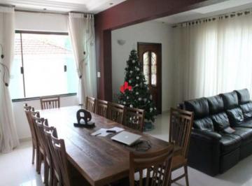 Casa · 180m² · 3 Quartos · 2 Vagas · Casa com 2 suítes e churrasqueira na Mooca