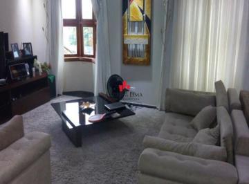 Casa · 389m² · 4 Quartos · 6 Vagas · Sobrado frontal com  4 dormitórios sendo 3 suítes, 6 vagas, Jardim de inverno e piscina.