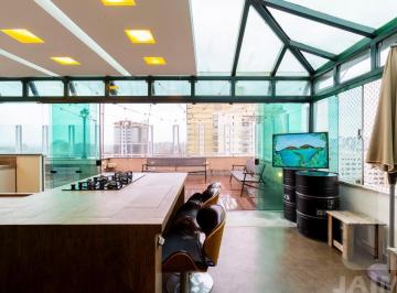 Apartamento · 350m² · 4 Quartos · 2 Vagas · Cobertura com móveis planejados nos quartos e cozinha,com cozinha gurmet e living na área externa.