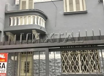 Comercial · 70m² · 1 Vaga · Casa comercial para locação em Santana, a poucos metros do Metrô, com salas e 1 vaga.