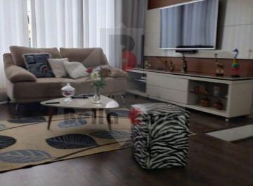 Casa · 140m² · 3 Quartos · 2 Vagas · Sobrado de 3 dormitórios na Vila Ema