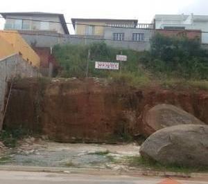 2f38ffa88e857e123a8e9eee07165bd0fe46bfbc · Terreno à venda, 125 m² por R$ 60.000,00 - Flores do Aguassaí - Cotia/SP