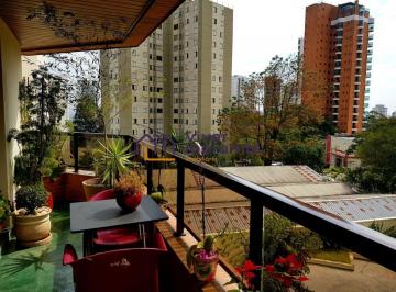 Apartamento · 176m² · 4 Quartos · 3 Vagas · Ensolarado, três vagas de garagem, depósito, vagas para visitantes