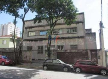 Comercial · 680m² · Excelente galpão  500 m² de terreno e 680 m² de A.C., 6 vagas entrada para caminhões no bairro: Vila