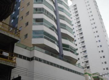 Apartamento de 3 quartos, Itapema · Apartamento de 3 suites com 2 vagas de garagem