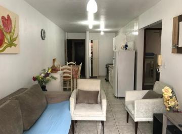 Apartamento de 2 quartos, Itapema · Apartamento 2 quartos com ar quadra da praia - Meia Praia