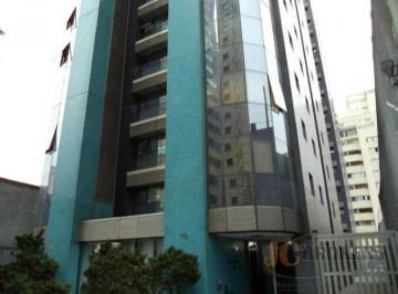 Comercial · 40m² · 1 Vaga · Conjunto Comercial com 40m² de área útil, 1 sala, 2 banheiros, 1 vaga.