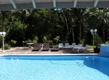 Casa de 6 quartos, Bertioga · Linda casa para locação anual
