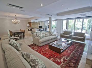 Casa · 520m² · 4 Quartos · 3 Vagas · Casa em Condomínio, 4 dormitórios, 520 m², em Três Figueiras