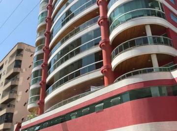Apartamento de 4 quartos, Itapema · Apartamento 4 quartos com ar - Meia Praia