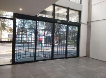 Comercial · 3983m² · Excelente Prédio Comercial localizado no bairro Santana, com 3.983 m² a.c., e 2.919 m²  terreno,  40