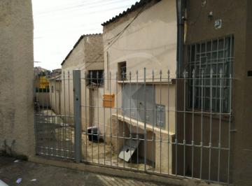 Casa · 40m² · 1 Quarto · Casa térrea com 1 dormitório,sala, cozinha, banheiro