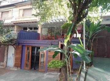 ee43728722c16d6c716cd252f21df756.jpg · Sobrado de 196m² com 3 quartos