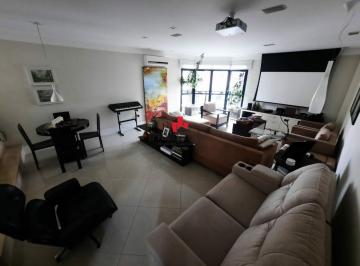 Apartamento · 200m² · 3 Quartos · 4 Vagas · Apartamento com 3 suítes, 4 Vagas no Tatuapé. Condomínio Saint Louis