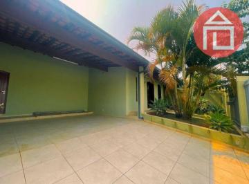 fd2e9bbeea661b3ec245bd5441117c6303f7d31a · Casa à venda, 201 m² por R$ 900.000,00 - Jardim Santa Rita de Cássia - Bragança Paulista/SP