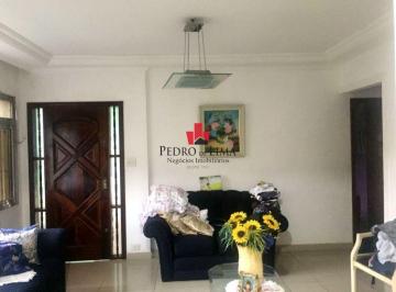 Casa · 260m² · 2 Quartos · 3 Vagas · Casa térrea 2 dormitórios sendo 1 suíte 3 vagas, em Penha.