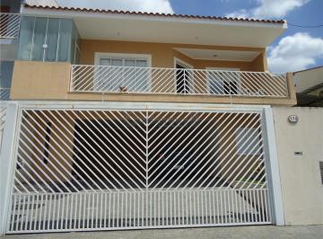 7b327825c0fb1be0d4907516ce64c7e7a49d59f0 · Excelente sobrado com terreno 250 m2 e 195,18 m2 de construção com 3 dorm. (01 suíte) sala 2 amb.