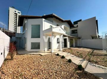 b43fc08049a18e9f0c192353f44ea003853dbe9b · Casa com 3 dormitórios para alugar, 200 m² por R$ 7.980,00/mês - Dom Bosco - Itajaí/SC