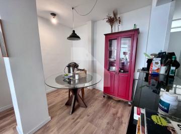 Apartamento · 96m² · 3 Quartos · 1 Vaga · Apartamento com 3 dormitórios, 1 suíte na Santa Cecília,  excelente localização.