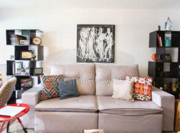 Apartamento · 134m² · 3 Quartos · 3 Vagas · Apartamento delicioso com reforma de bom gosto e cheio de luz !  