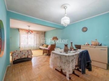 Casa · 228m² · 4 Quartos · 4 Vagas · Casa, 4 dormitórios, 228.46 m², em Petrópolis