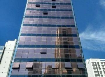 Comercial · 3000m² · 40 Vagas · Prédio comercial com 3000m² de área total