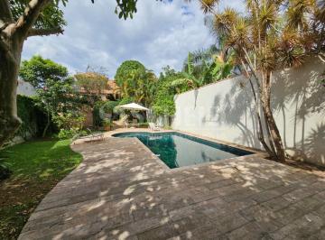 Casa · 582m² · 5 Quartos · 5 Vagas · Casa com piscina  5 dormitórios, sendo 4 suites, 5 vagas,  582 m2