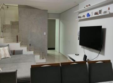 Casa · 130m² · 3 Quartos · 2 Vagas · Capão Redondo lindo Sobrado Jardim do Colégio.