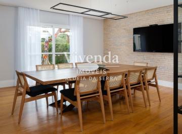 Casa · 835m² · 7 Quartos · 6 Vagas · Casa de esquina, localização privilegiada